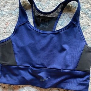 Nike Womens High Impact Running Sports Bra with Key/Card Pocket